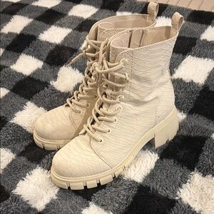 Stylish Cream Lace-Up Ankle Boots
